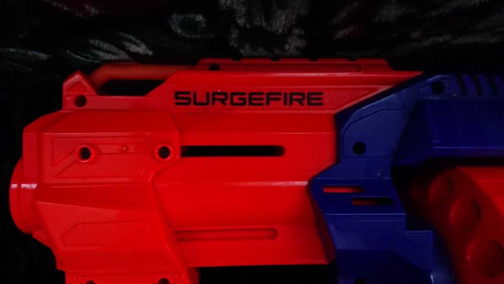 Бластер Nerf Elite Surgefire