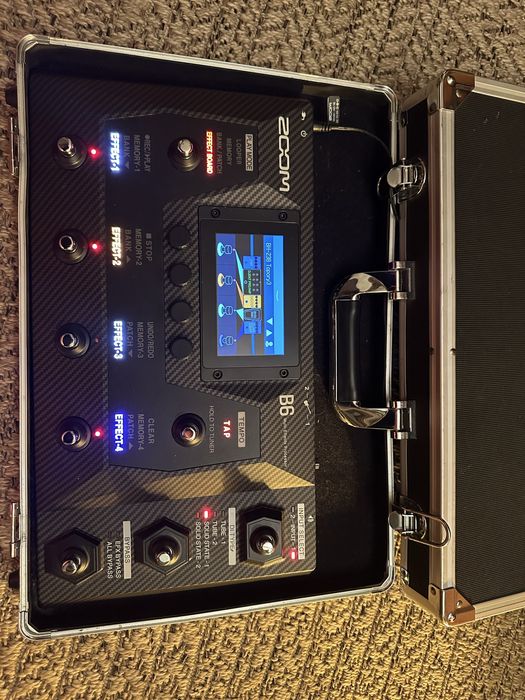 Zoom B6 multiefekt basowy Multi-Effects Processor for Bass