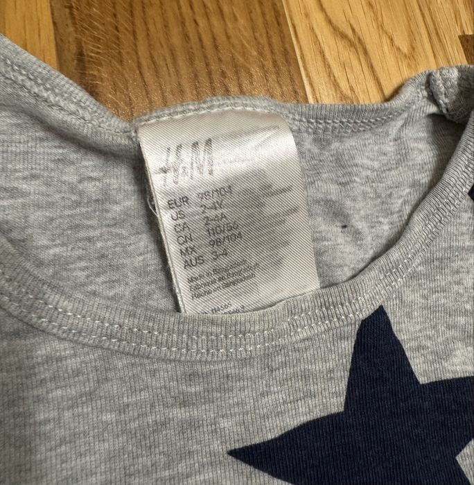 Podkoszulki H&M 98/104 2 szt