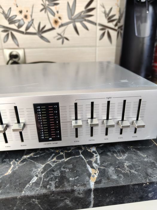 Equalizer Technics SH-815