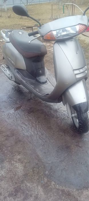 Продам скутер Honda Lead AF48, 49.9 см³