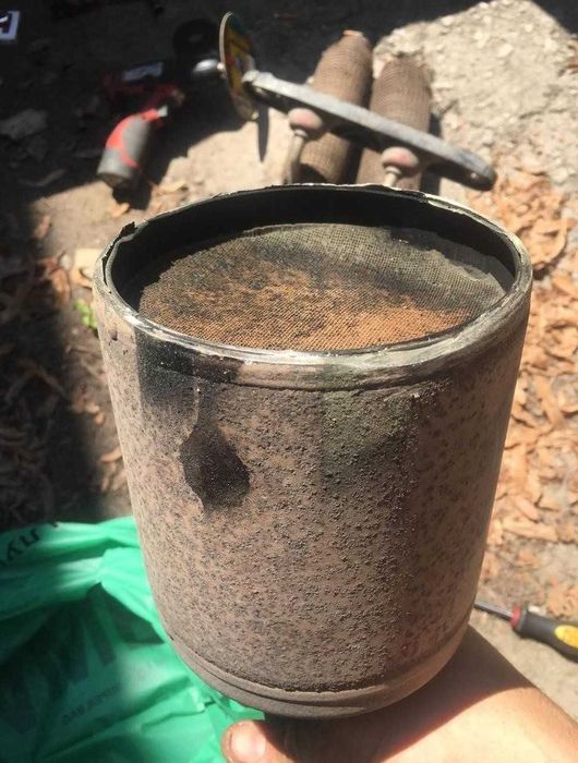 Прийом каталізаторів продати здати каталізатор сажевий фільтр Куплю