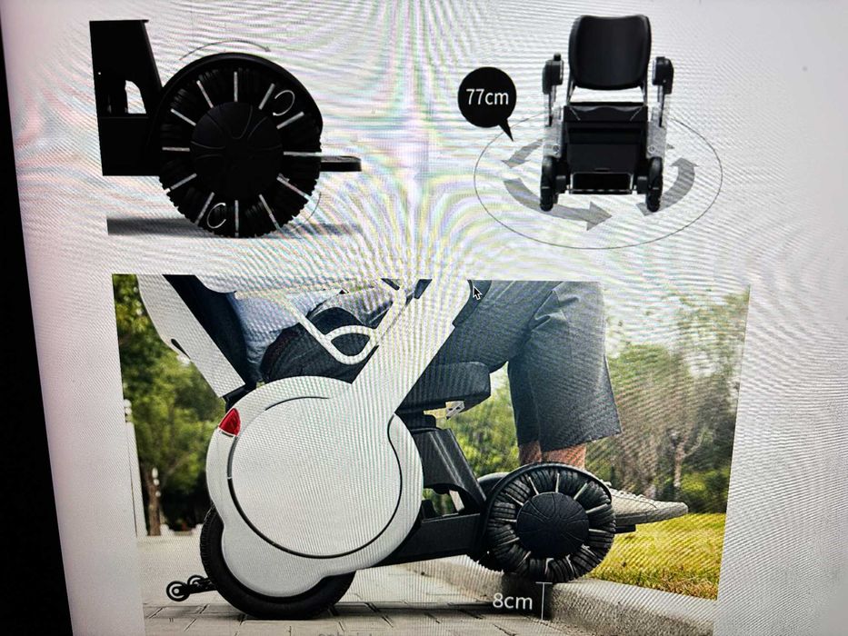 Cadeira de rodas elétrica com elevação e avanço do assento