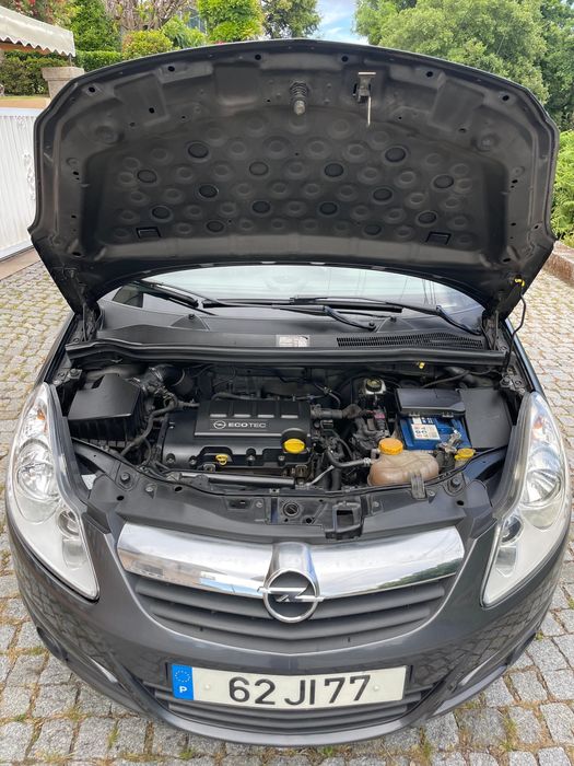 Opel Corsa 1.2 Caixa Automática