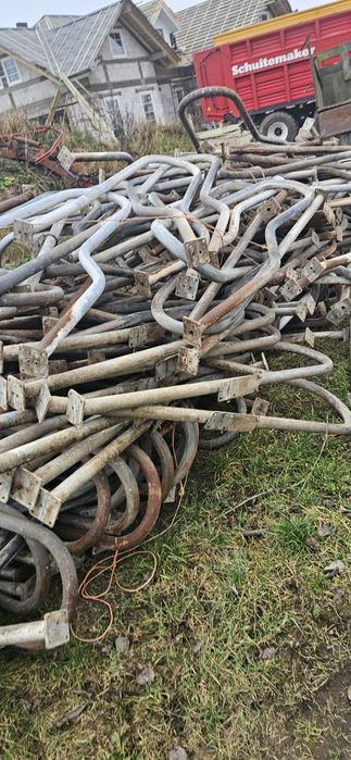 Stanowiska dla krów, agrafki, miejsca, legowiska