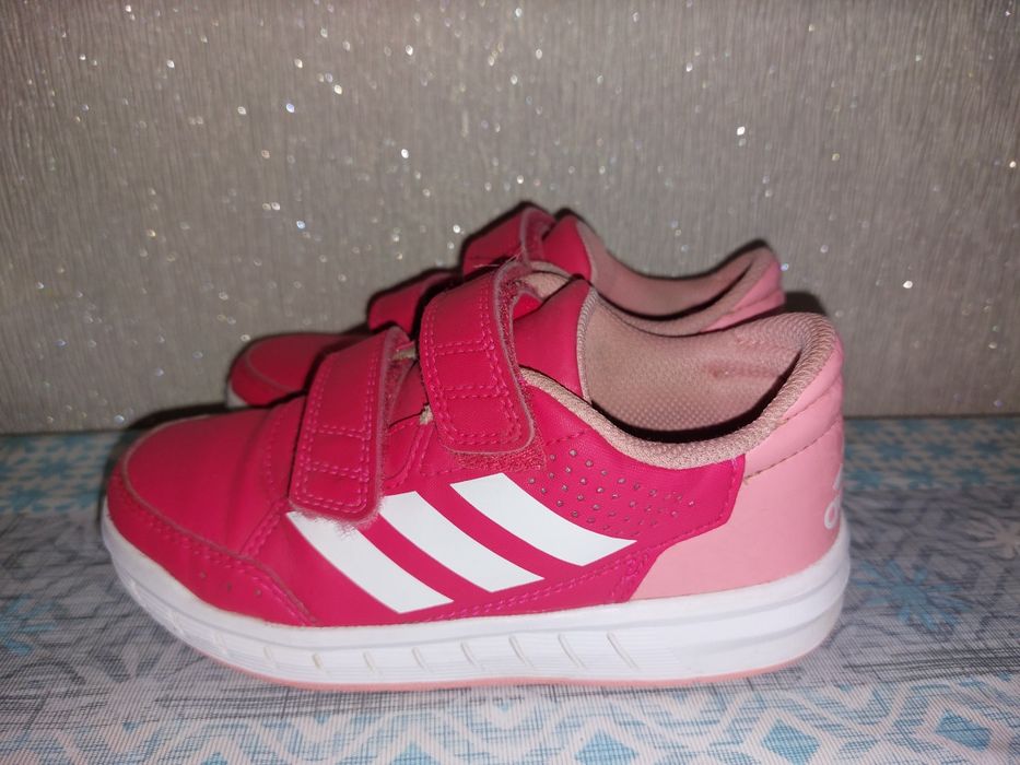 Кроссовки Adidas