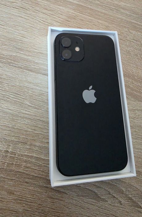 Iphone 12 64gb kondycja baterii 79%