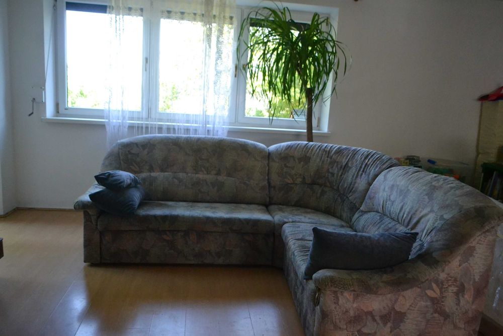 Narożnik rozkładany z funkcją spania plus fotel