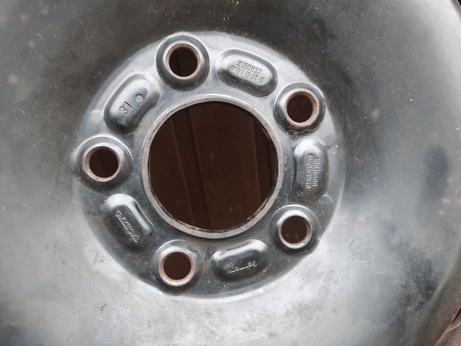 Felgi opony zimowe Volvo V40 C30 R15 Firestone