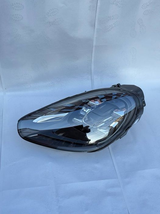 Фара ліва full led Porsche Cayenne 9Y Європа