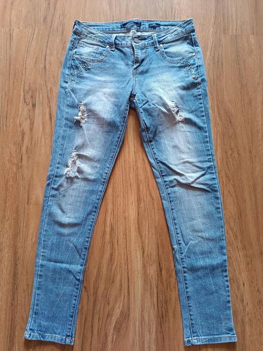 Jeansy Reserved Slim W28, L32 rozmiar wg mnie 36.