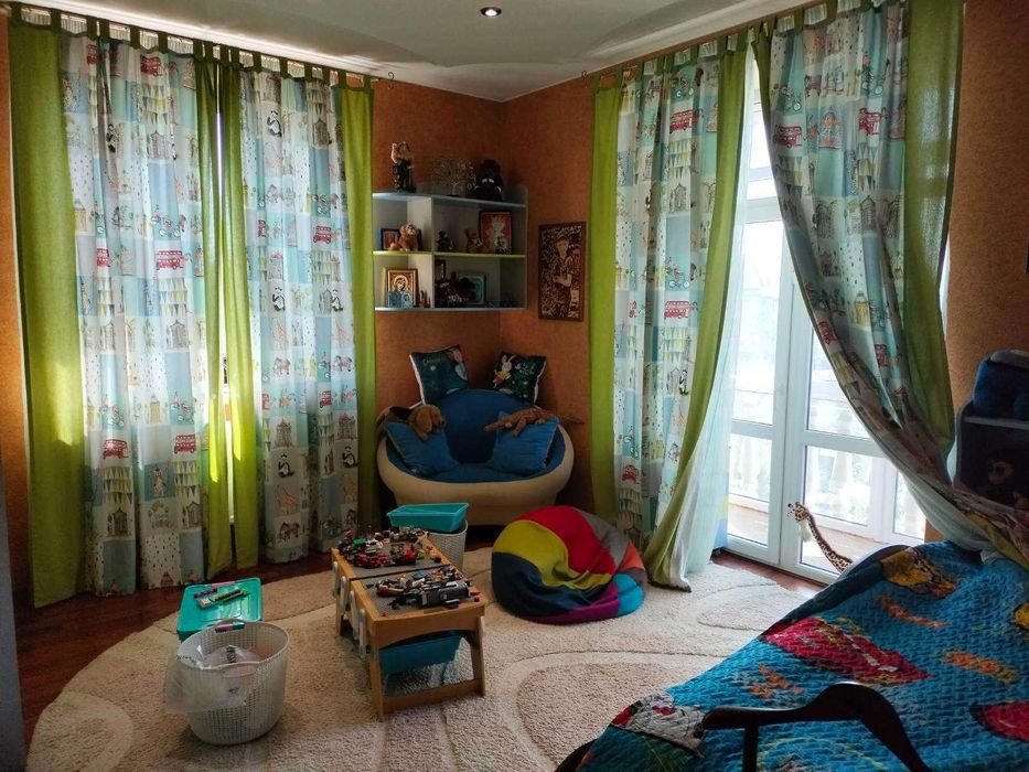 Продам шикарний будинок у Лісках 230кв.м