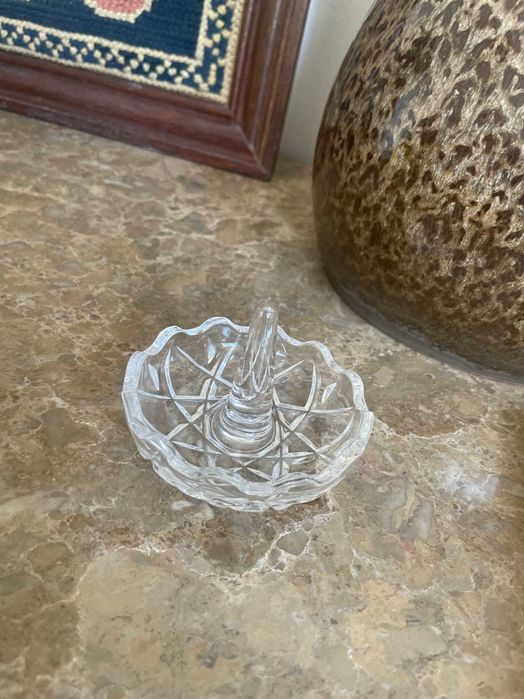 Pratinho de cristal – ideal para bijuteria ou petiscos!