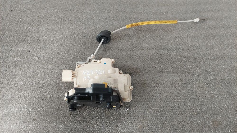 Fechadura / fecho porta trás esquerdo AUDI A4 Avant (8ED, B7)