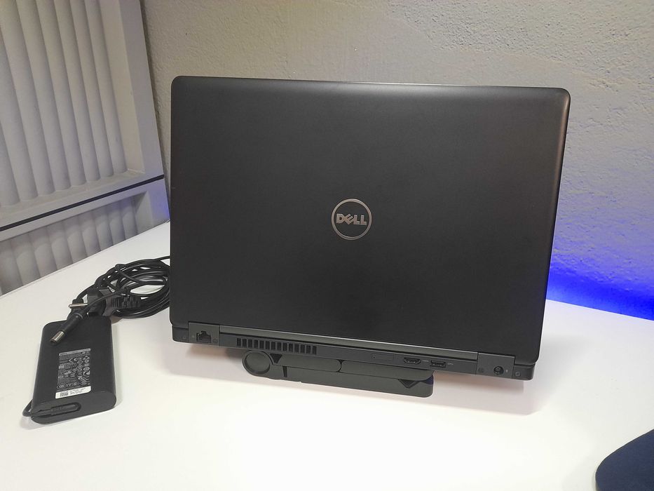 Portátil DLLE core i5 Ram 16GB SSD M.2 256GB