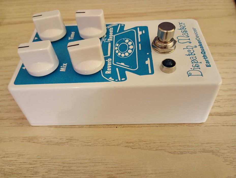EarthQuaker Devices Dispatch Master V3 delay reverb