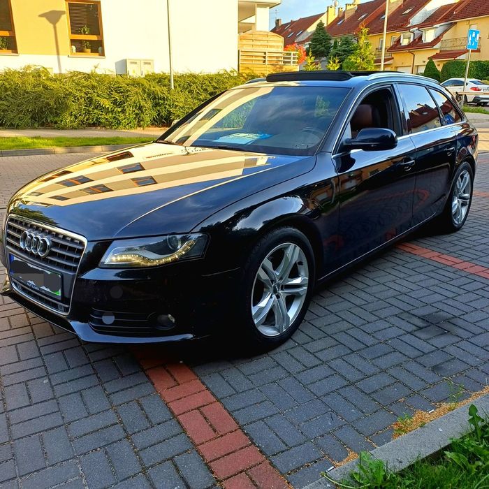 Audi A4 Avant AUDI A4 B8 2011 143KM Manual Serwis Czarny Sufit Panorama SKÓRA