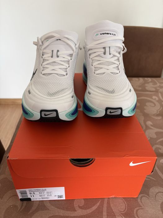 Sapatilhas Nike Vomero Plus Novas (na caixa original)