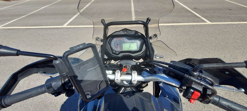 Mota Benelli TRK 502