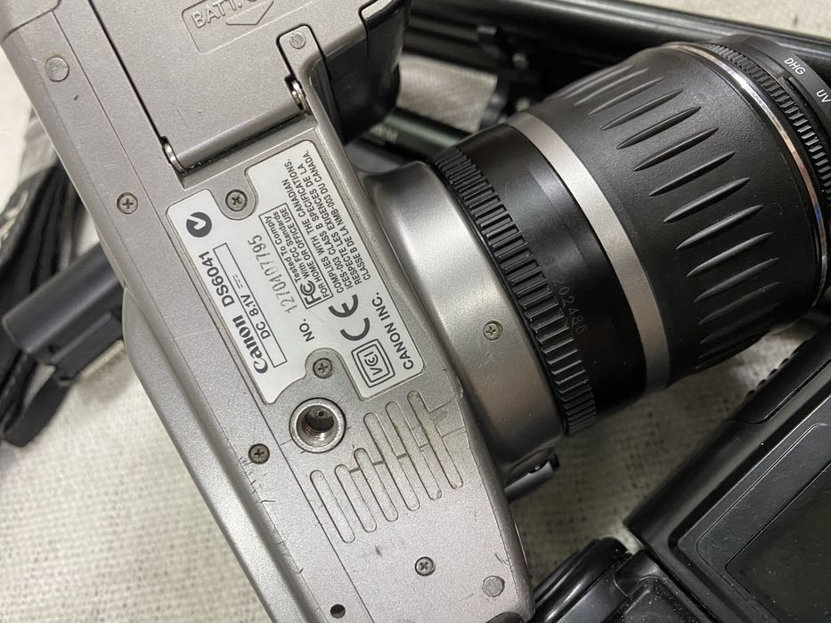 фотоаппарат Canon DS 6041 +вспышка