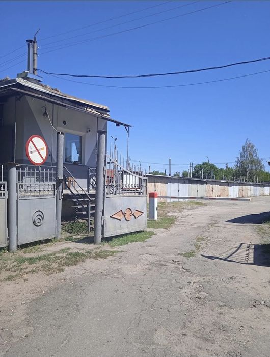 Продам кирпичный гараж в кооп.стоянке "Будівельник" Холодная Гора