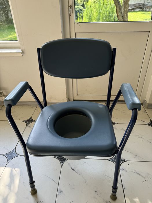 Складаний  стілець - туалет