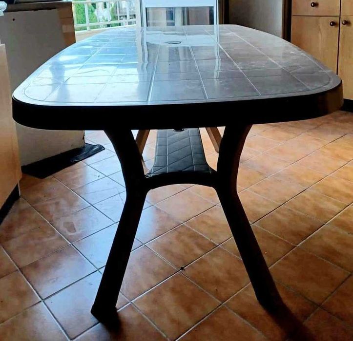 Mesa de Jardim como nova