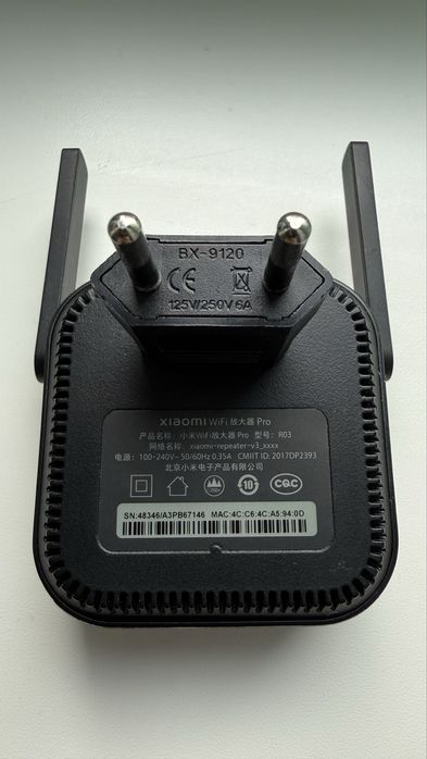 Ретранслятор Xiaomi Mi WiFi Range Extender Pro