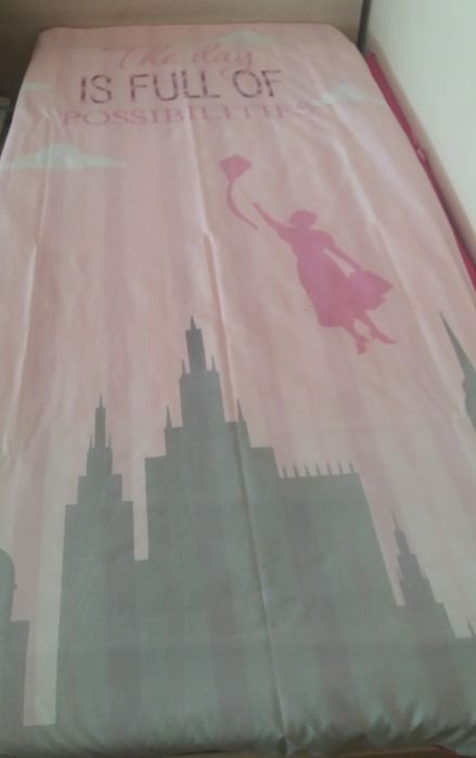 Capa de edredon e fronha da Mary Poppins