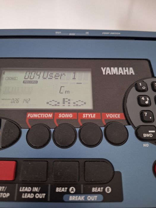 Yamaha DJX-Teclado  musical