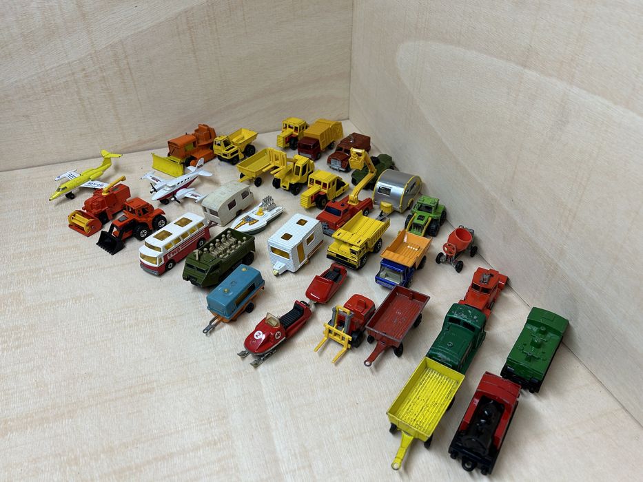 Autka matchbox z lat 70tych