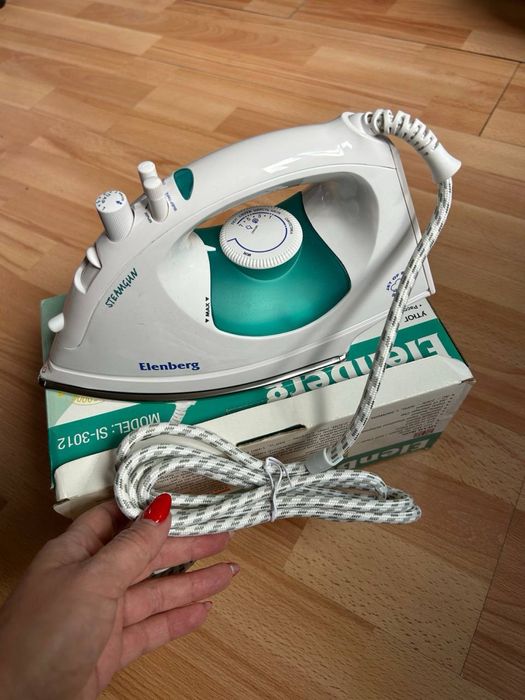 Утюг праска нова
