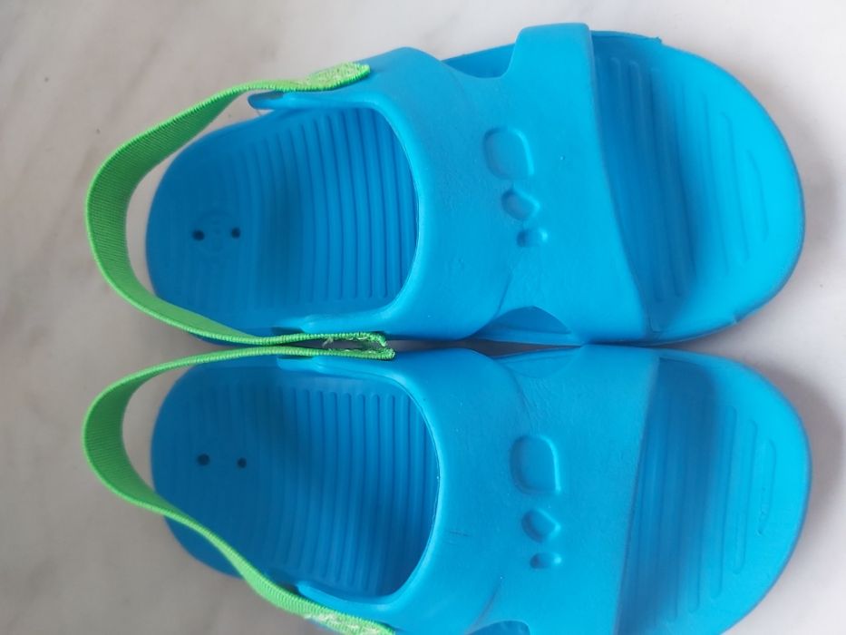 Buty do wody rozmiar 21 /22 sandałki