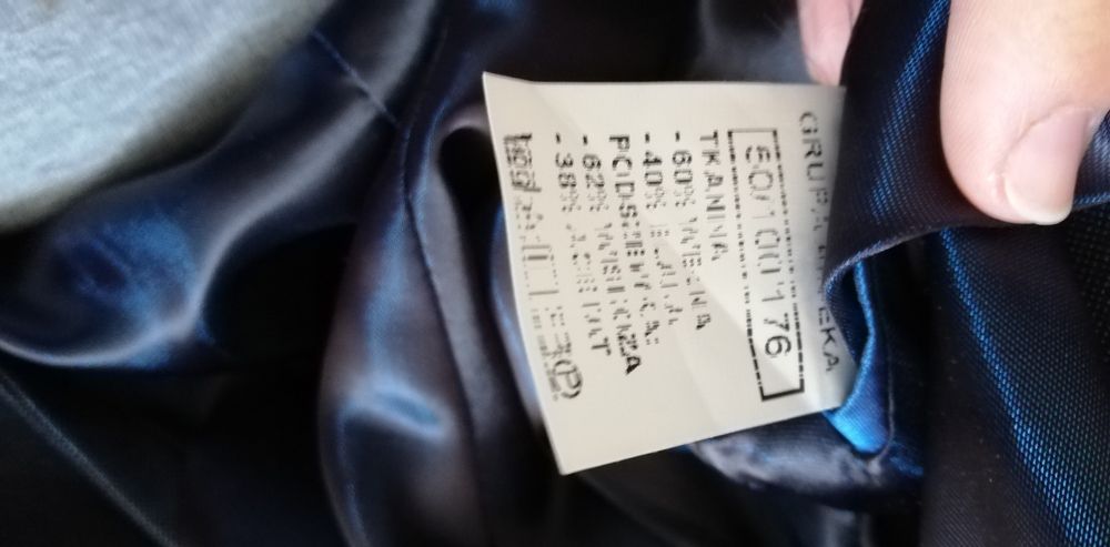 Garnitur męski z obszyciami