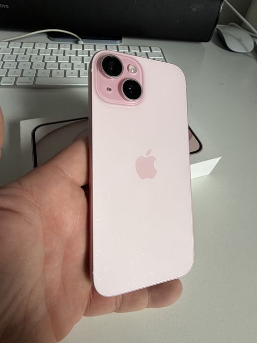 Bateria 100% iPhone 15 256gb Pink Idealny