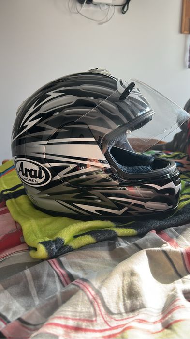 Vendo Arai tamanho M