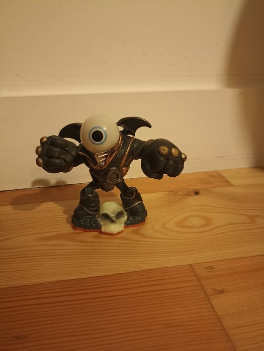 20 Skylanders ótimo estado