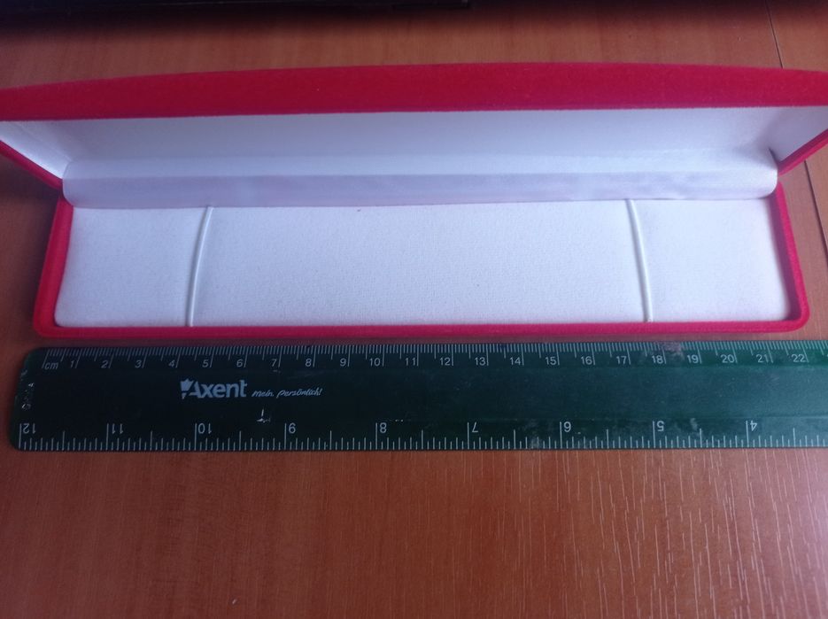 Футляры для часов и  ювелир. украшений