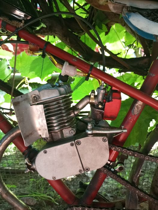 Продам дырчик с мотором F80