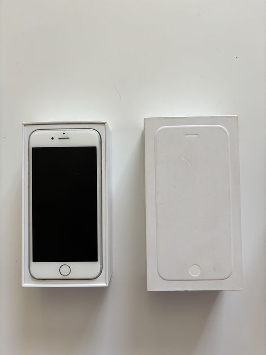 Apple iPhone 6 Silver 16GB Neverlock (оригінальна коробка + оригінальний блок живлення теж входить в комплект). Робочий Touch Id