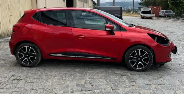 Renault Clio IV 1.5DCI Ano 2014 Para Peças