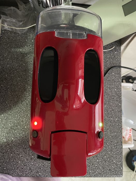 Máquina de café de cápsulas Delta Qosmo