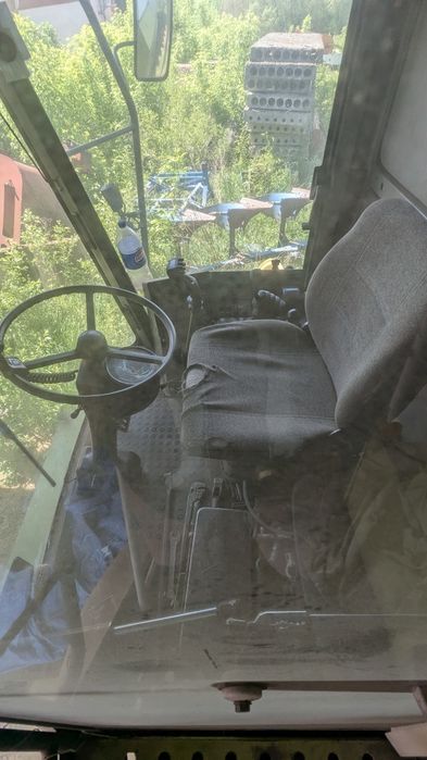 Комбайн  claas  mega 208 dominatоr