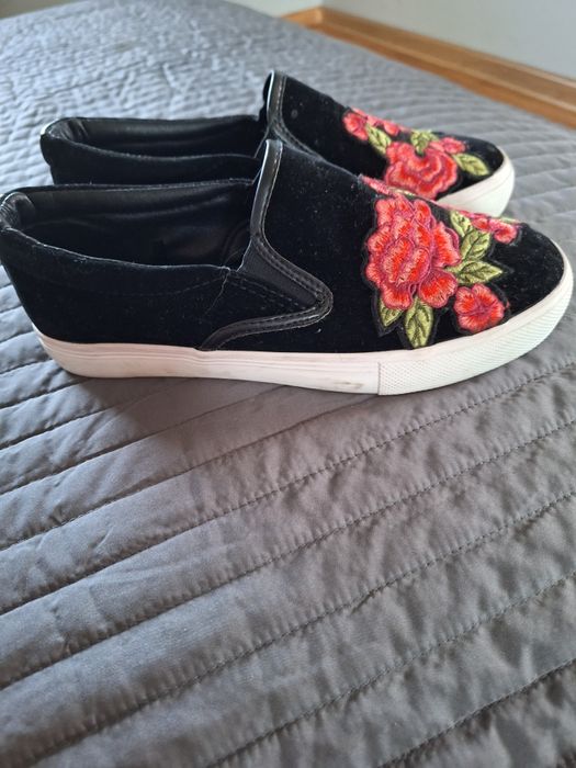 Sprzedam buty sportowe