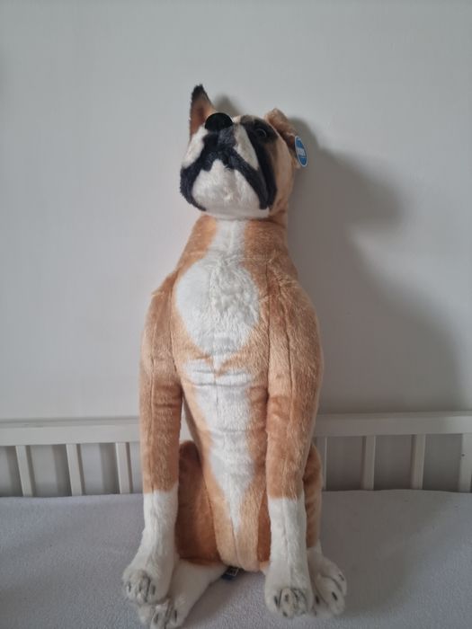 Bokser piesek pluszak