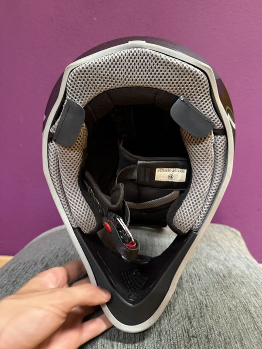 Capacete THOR Sector XL 61/62 – Praticamente Novo