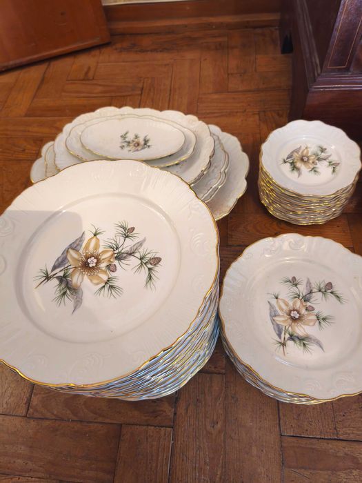 Serviço de mesa vista alegre