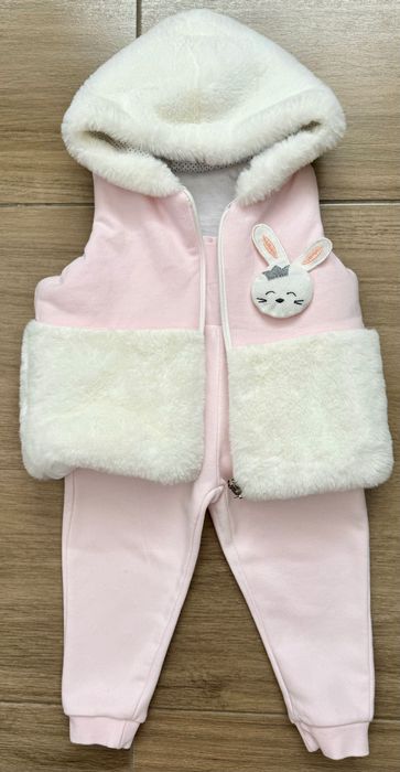 Комплект (жилет и штаны) теплый для девочки размер 74