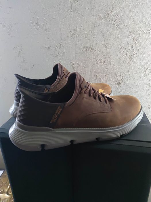Продам  мужская обувь Skechers