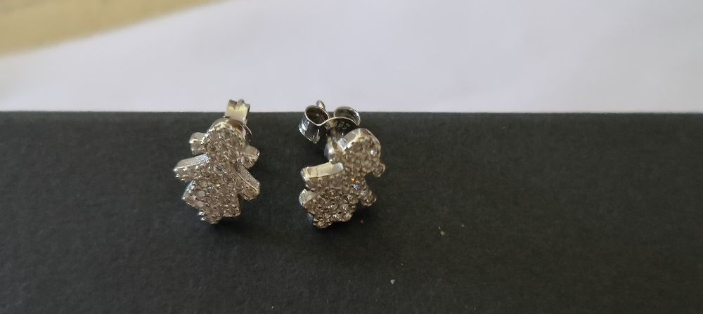 Brincos menina em zircónias